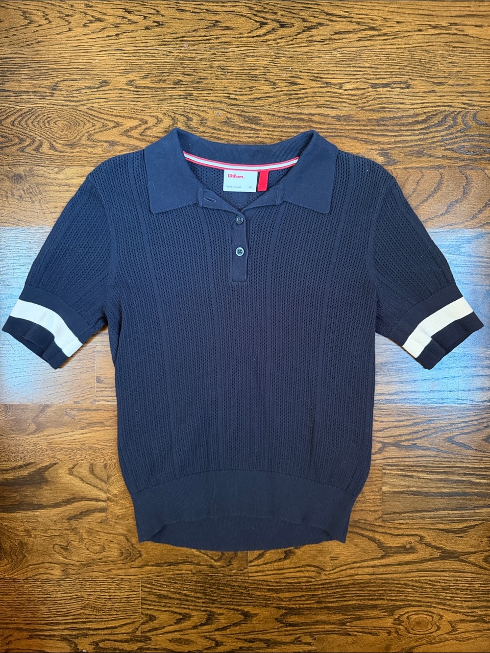 Wilson Sport Qtr Button Top Size Small